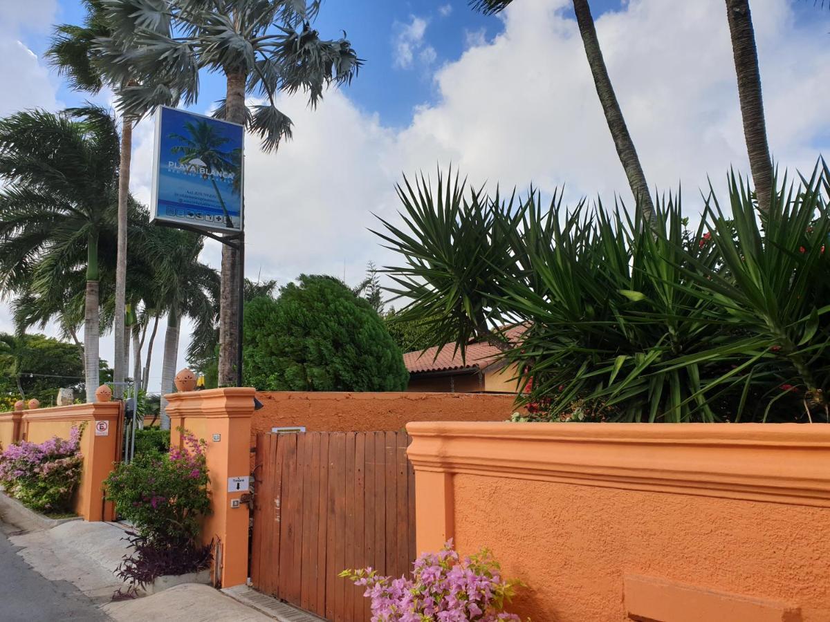 בייהיבה Playa Blanca Bed And Breakfast מראה חיצוני תמונה