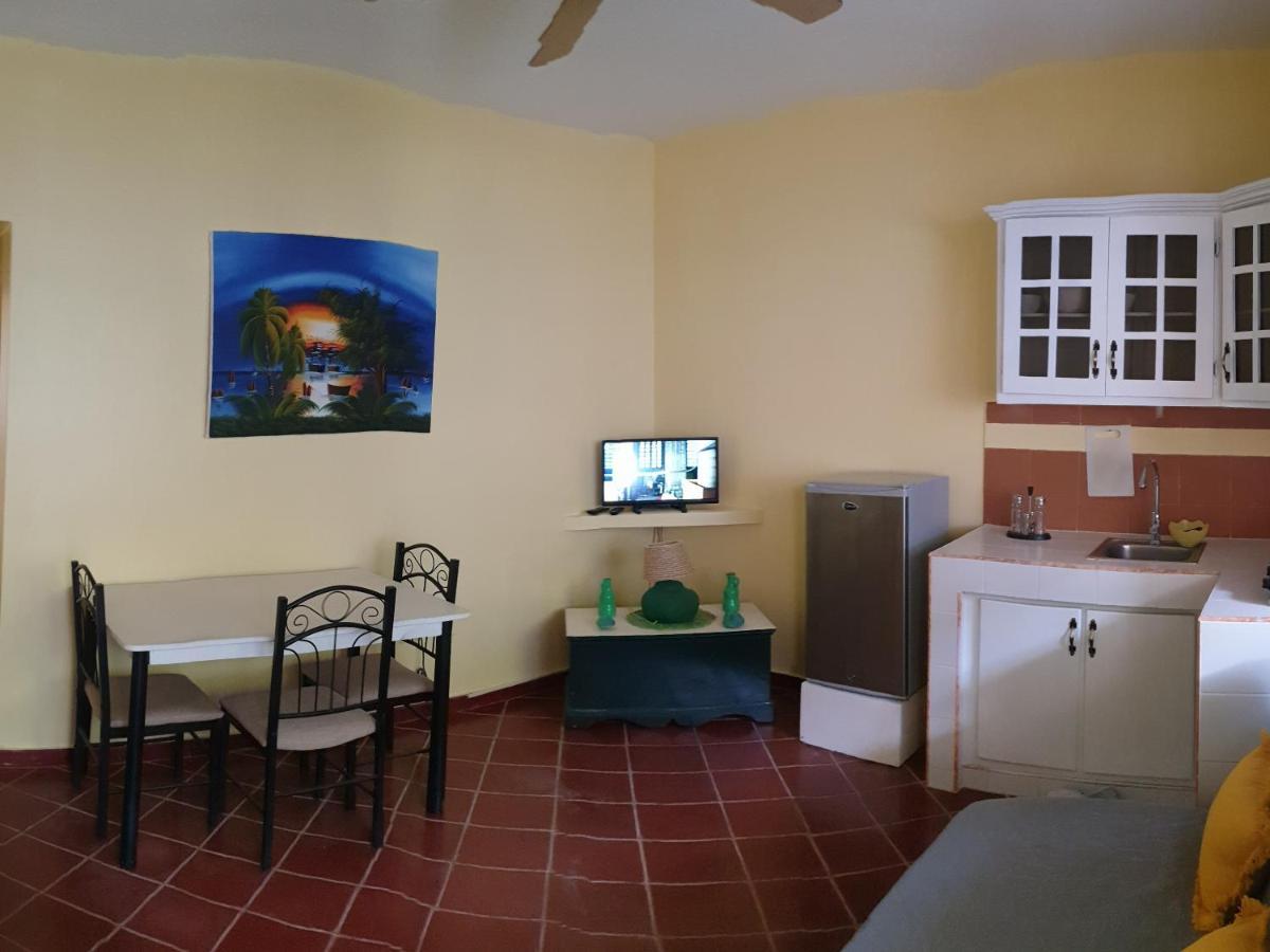 בייהיבה Playa Blanca Bed And Breakfast מראה חיצוני תמונה