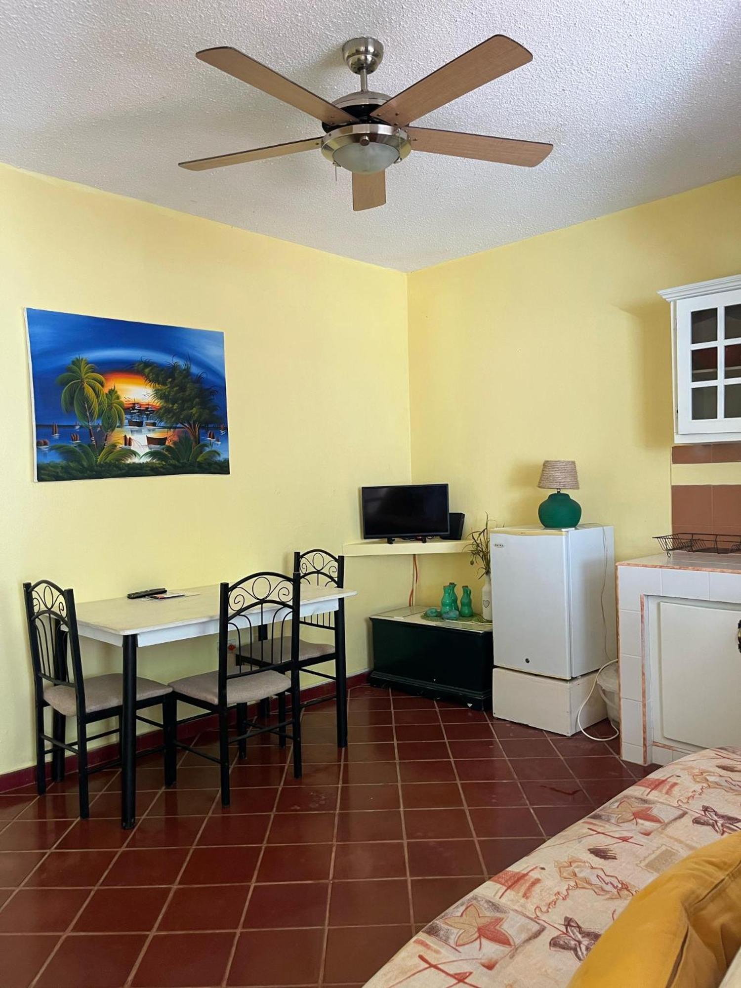 בייהיבה Playa Blanca Bed And Breakfast מראה חיצוני תמונה